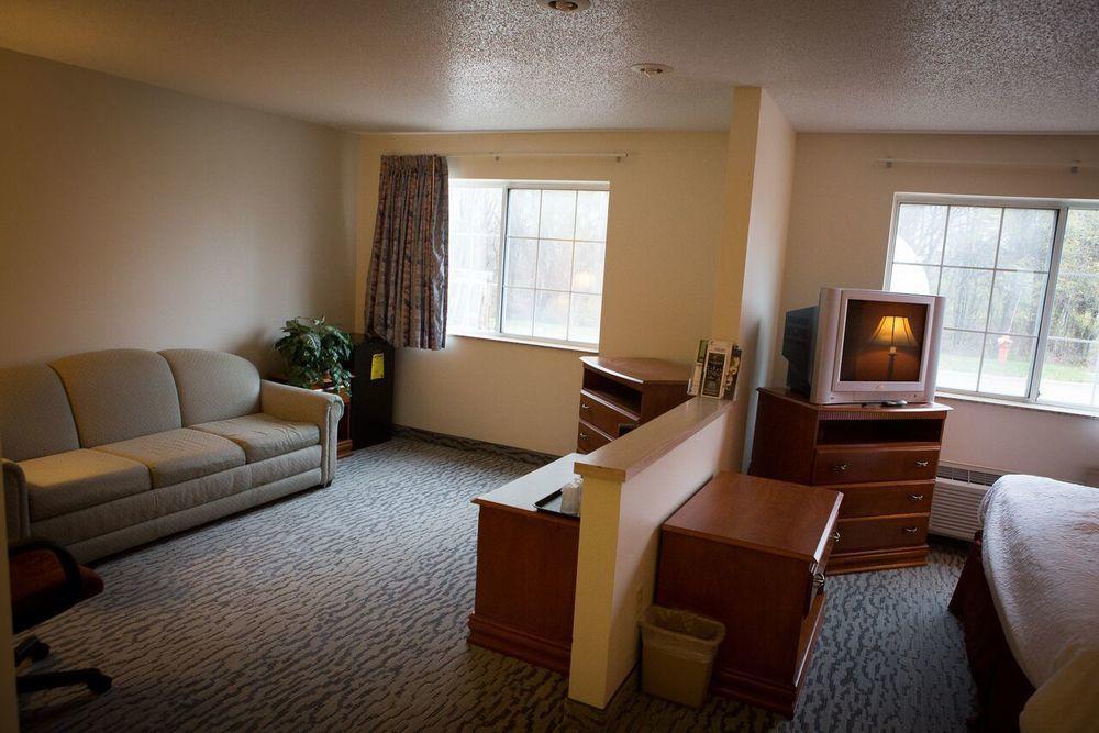 Regency Inn & Suites Anoka ภายนอก รูปภาพ